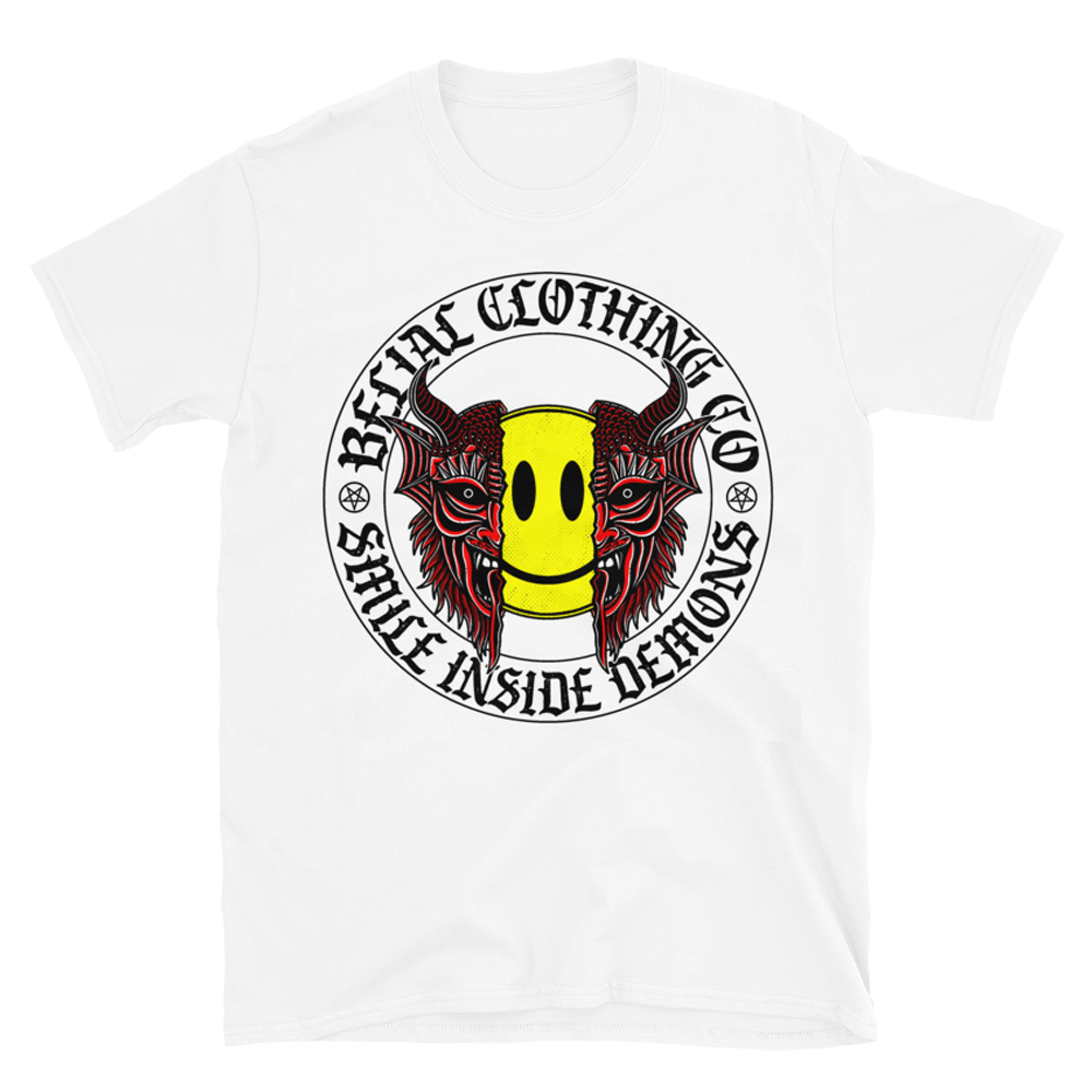 Camiseta unisex de manga corta Smile Inside Demons